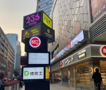 老餐飲設計師為您解讀新餐飲品牌選址是綜合商場店好還是街邊店鋪好？